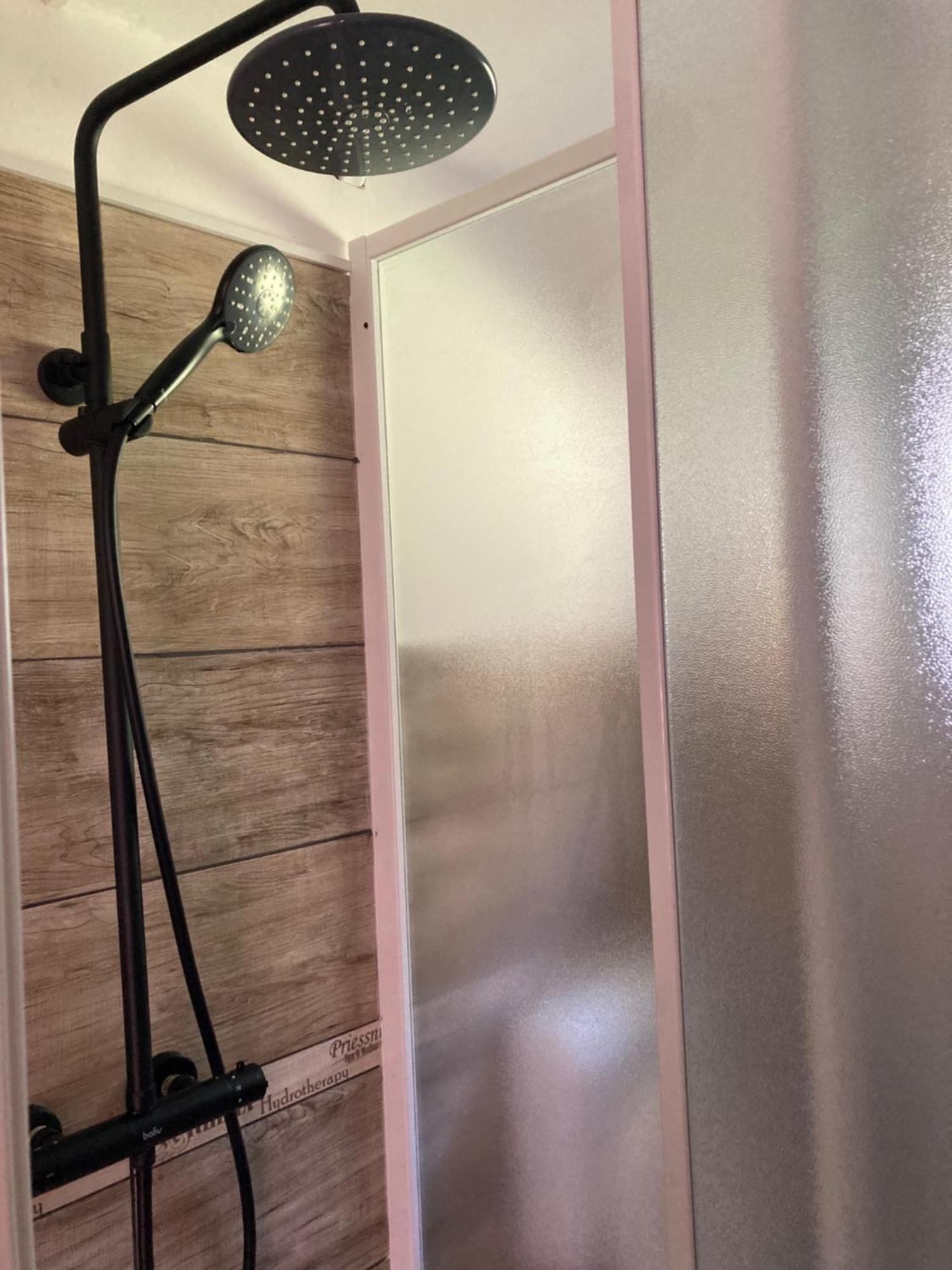 No1 Vendeghaz Hotell Parád Eksteriør bilde