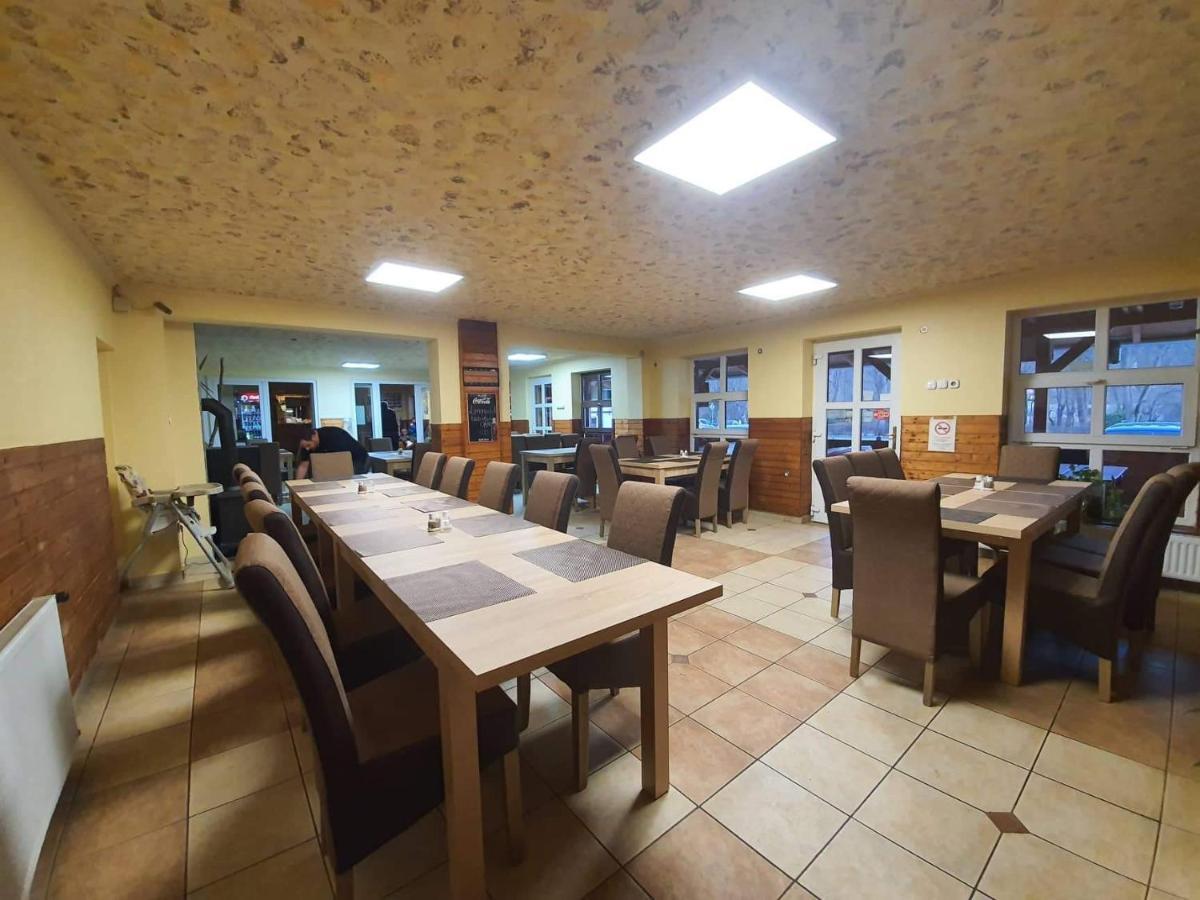 No1 Vendeghaz Hotell Parád Eksteriør bilde